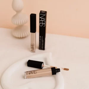 کانسیلر مدل Nars Radiant Creamy