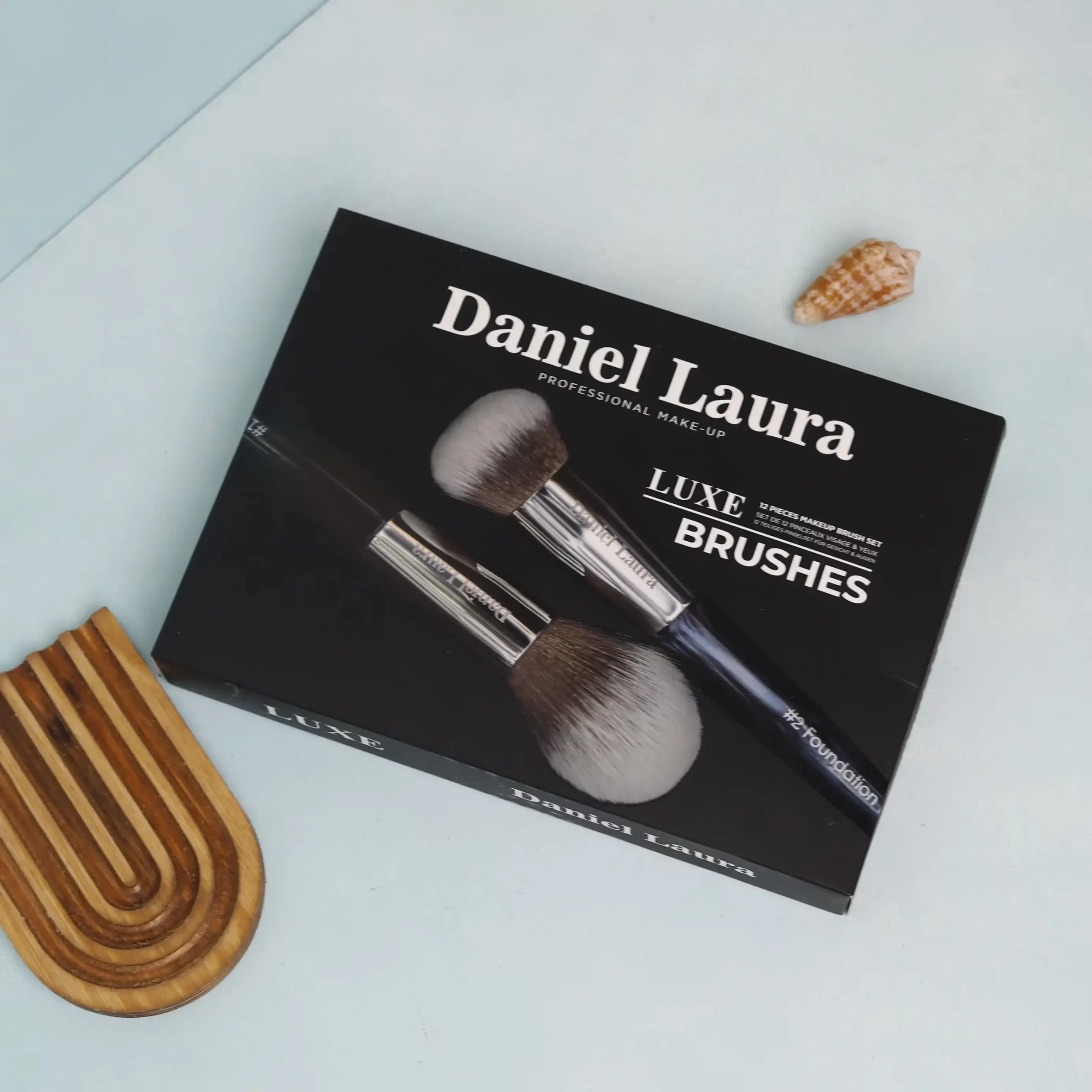 _MG_7943 copy ست براش 12 تیکه صورت و چشم دنیل لورا - Image 1