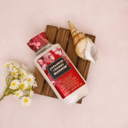 لوسیون بدن Japanese Cherry Blossom بث اند بادی ورکز