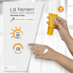 کرم ضدآفتاب و ضدلک بی‌رنگ لافارر مدل SPF30، مناسب پوست‌های خشک و معمولی، حجم 40 میلی‌لیتر