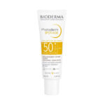 ژل ضد آفتاب بدون رنگ بایودرما +SPF50 مدل Photoderm Spot-Age محافظ UVA ،UVB و PA++++، ضد لک، ضد پیری، ضد آب، مناسب انواع پوست حجم 40 میلی‌لیتر
