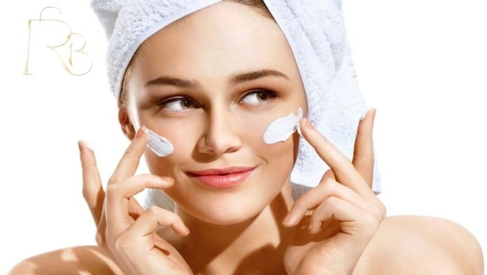 کدام بهتر است؛ آبرسان یا مرطوب‌کننده؟